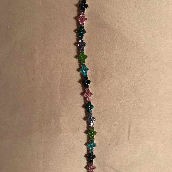 NWT Multicolored Floral Bracelet & Earrings NEW - Picture 2 of 8